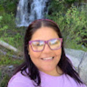 Meet your Posher, Nora